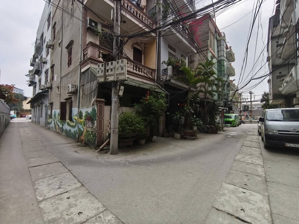 Nhà riêng Lê Trọng Tấn Hoài Đức 40m² 11 tỷ - Ô tô vào tận nhà