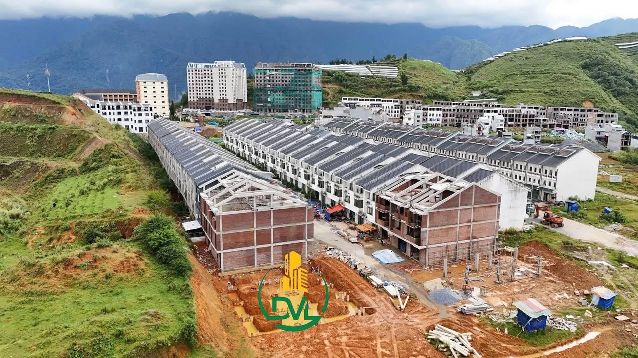 Nhà Phố Kinh Doanh Mặt Tiền T1, Sa Pa - 95m², 3.5 Tầng, Giá 5.15 Tỷ