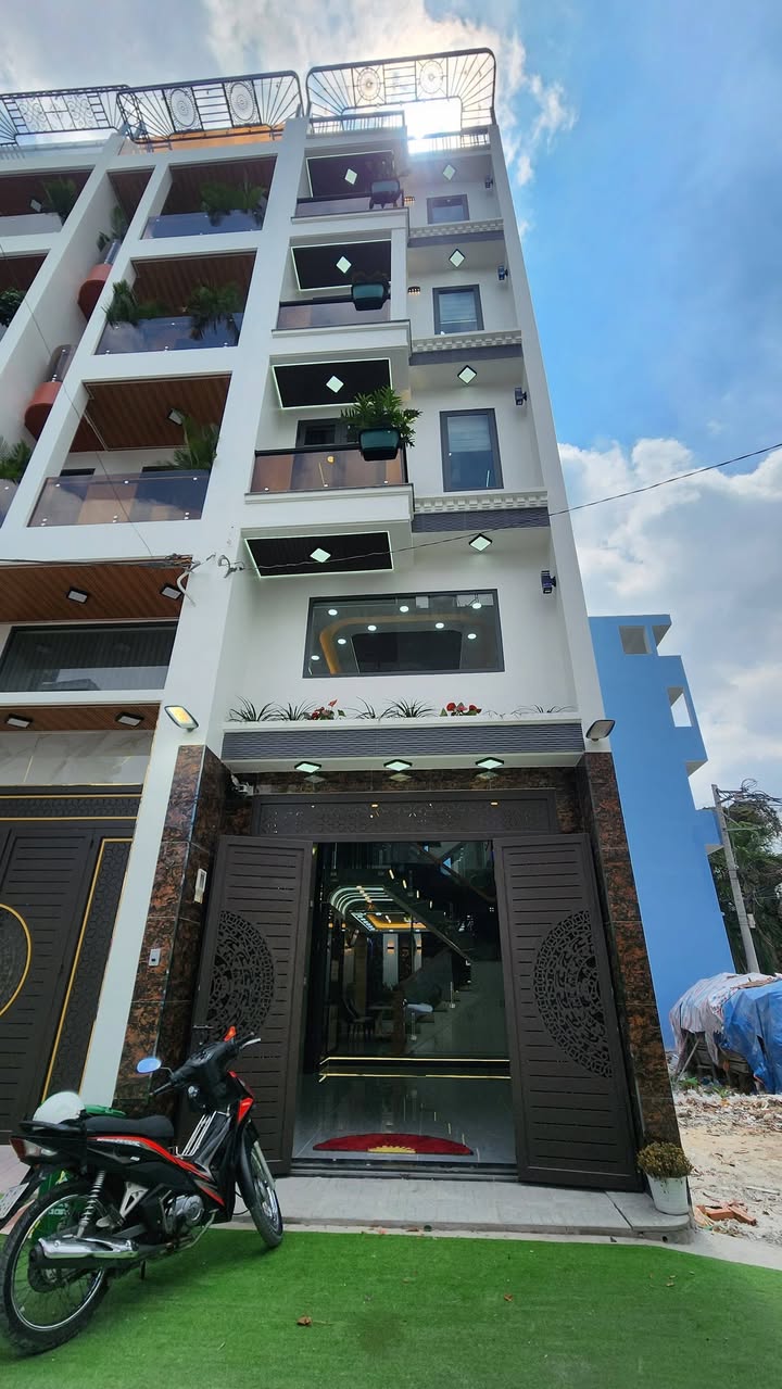 Nhà Mặt Tiền Tân Chánh Hiệp 25, Quận 12 - 68m² Full Nội Thất, Giá 8.5 Tỷ