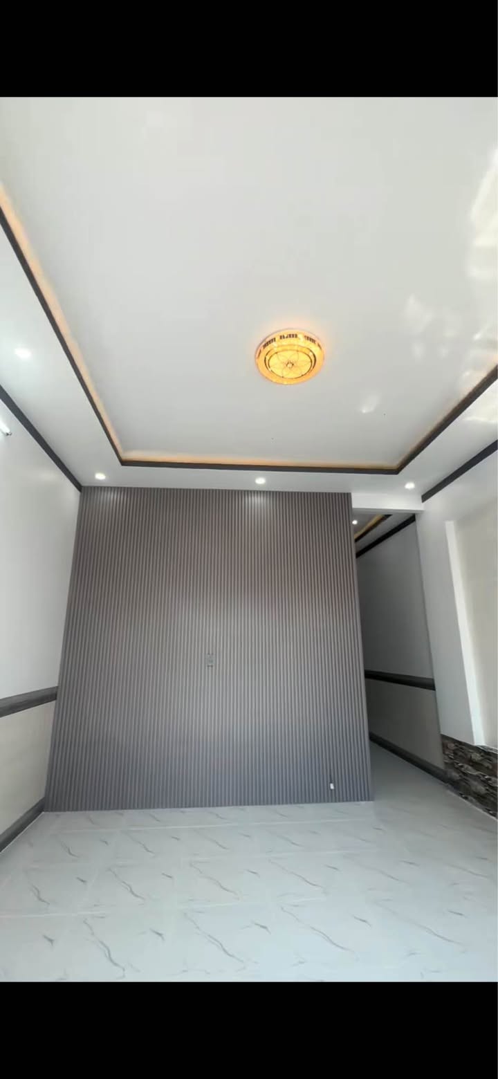 Nhà phố Phú Quốc 92m² giá 6xx triệu - Sổ hồng sẵn, ô tô vào tận nhà!