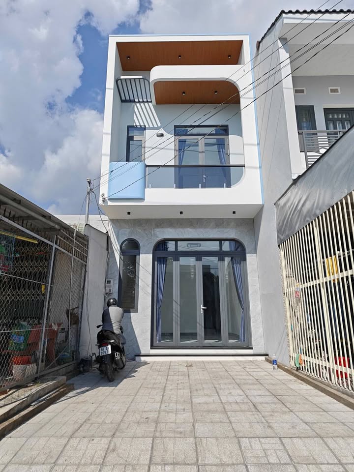 Nhà Riêng Khu Tây Đại Học Long Xuyên 72m² - Full Nội Thất Cao Cấp!