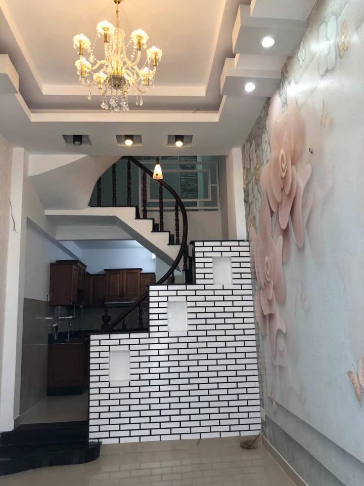 Cho Thuê Nhà Mặt Tiền Nguyễn Thái Học, Tân Phú - Kinh Doanh Đắc Lợi 45m²