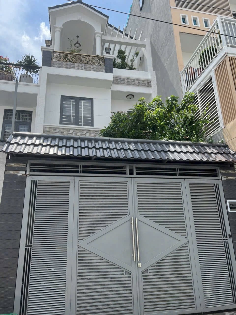 Nhà Hẻm Xe Hơi Lê Văn Sỹ Q3 - 58m², 4PN, 6 Tỷ