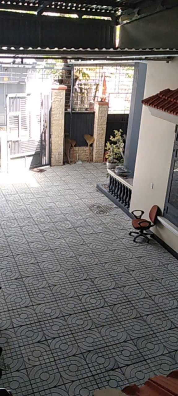 Nhà riêng Đường số 4, Thủ Đức 100m² - Sân 2 ô tô vào tận nhà!