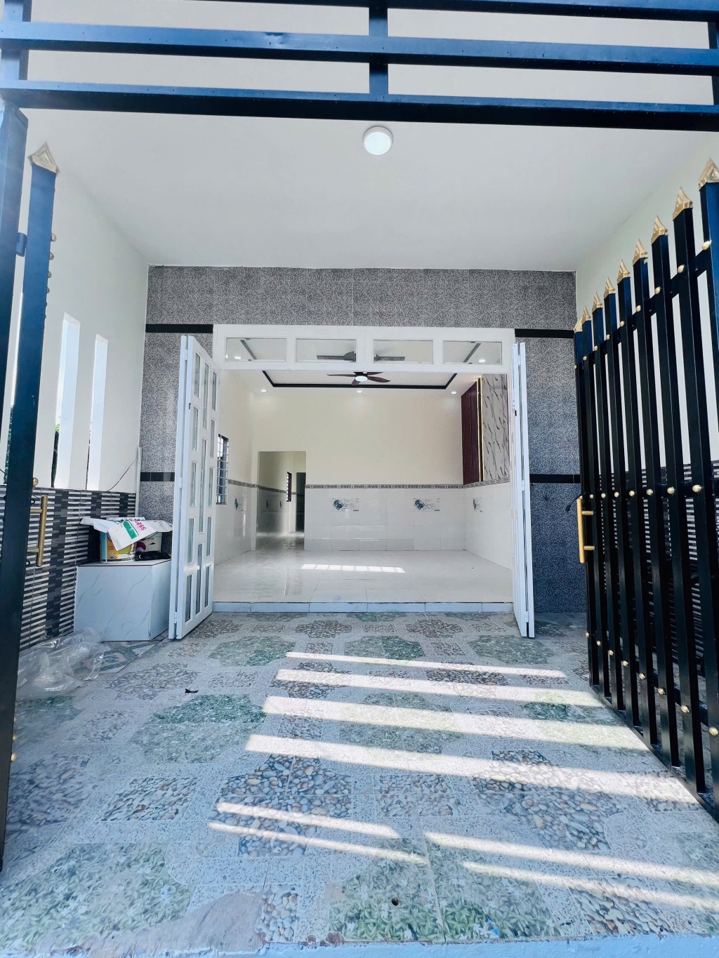 Nhà riêng Hóc Môn 85m² chỉ 1.5 tỷ - Sổ hồng sẵn, vào ở ngay!