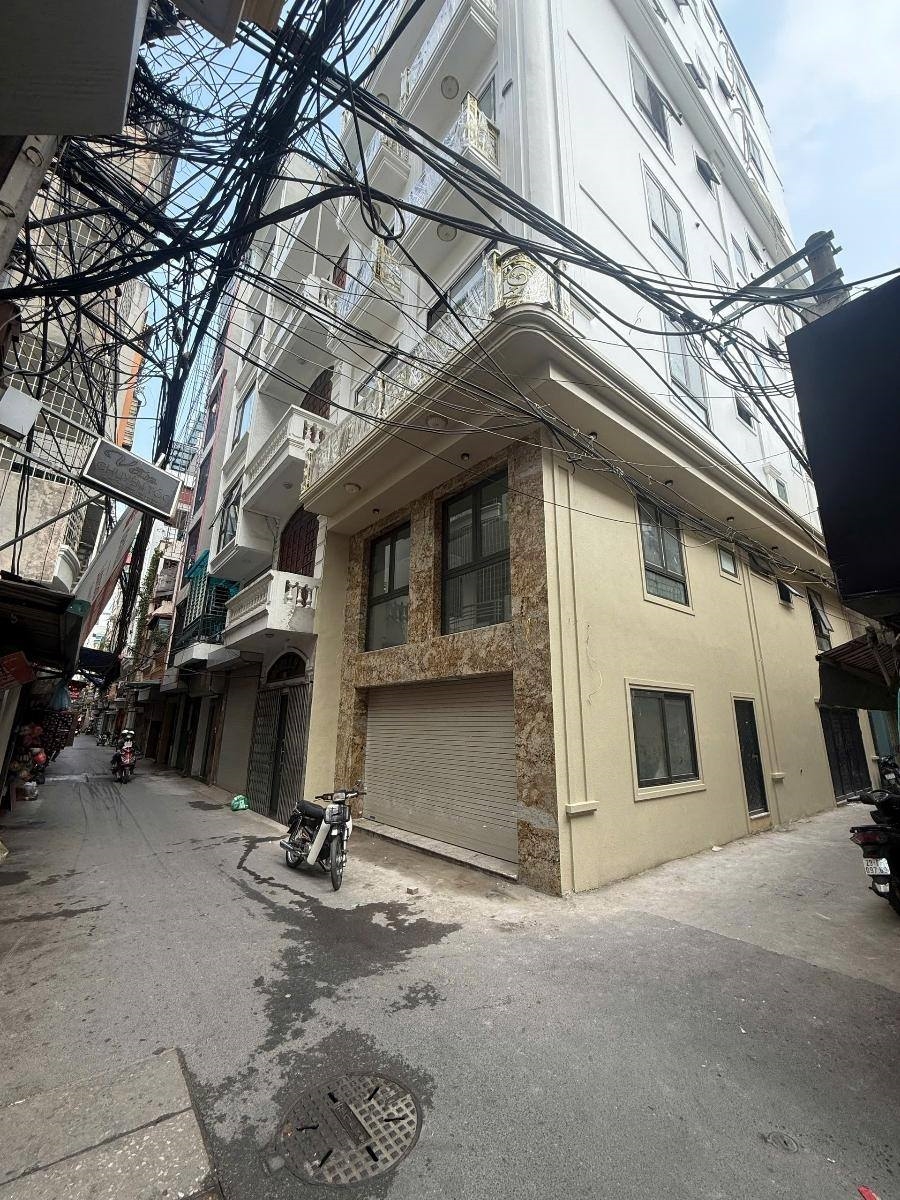 Nhà Phố Thái Thịnh 1 Đống Đa 90m² giá 39.8 tỷ - Mặt tiền kinh doanh!