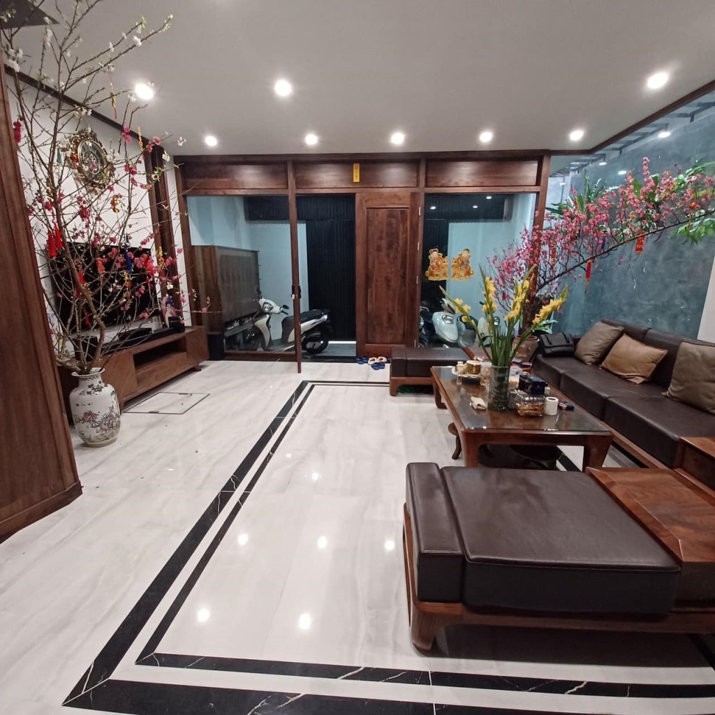 Nhà phố Nguyễn Tri Phương Ba Đình 65m² - Chính chủ bán, vị trí đắc địa!