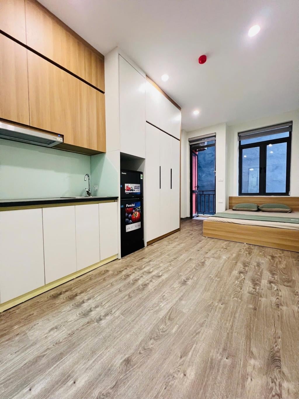 Tòa CCMN Minh Khai 80m² - Dòng tiền 70 triệu/tháng, sổ đỏ nở hậu!