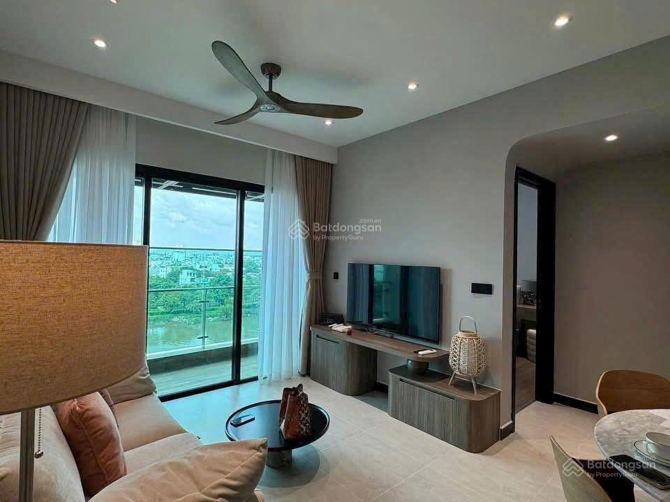 Cho thuê căn hộ De La Sol Quận 4 - 67m² giá tốt, tiện ích 5 sao