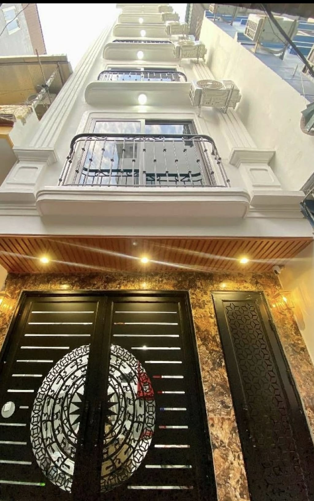 Nhà Riêng Hai Bà Trưng 50m² - Dòng tiền 70tr/tháng, sẵn sàng vận hành!