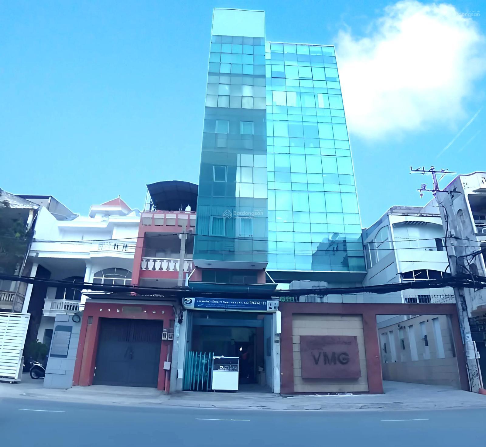 Văn phòng 60m² Full Nội Thất, Có Phòng Giám Đốc Riêng - Q.Phú Nhuận