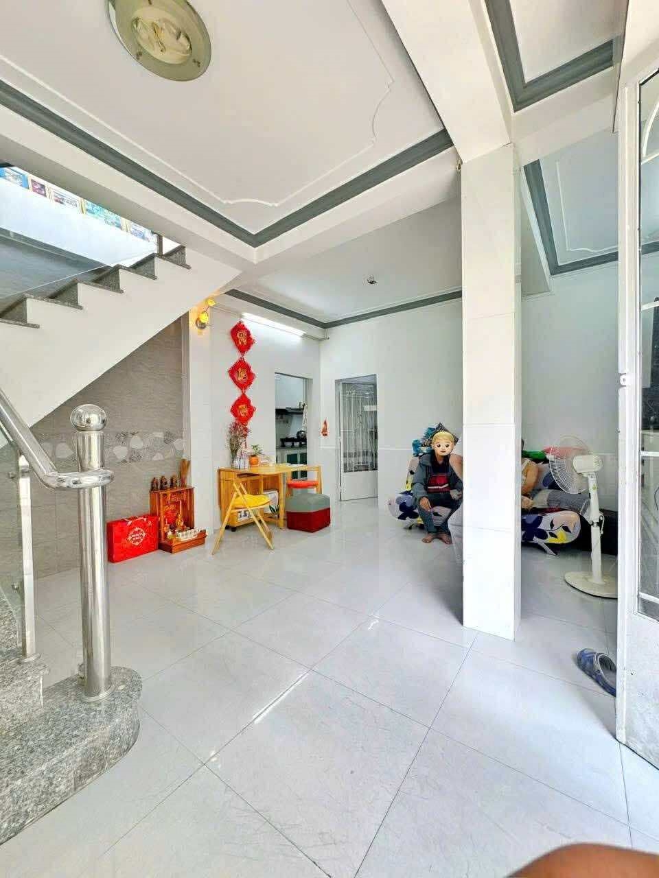 Nhà 120m² Hẻm Bùi Thị Xuân, Ninh Kiều - 2.29 Tỷ, Sổ Hồng