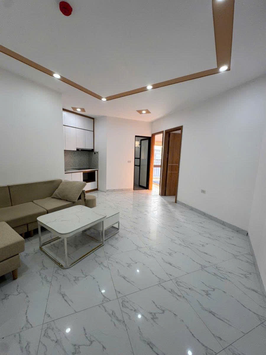 Nhà Phố Chùa Láng, Đống Đa 26m² giá 23 tỷ - Dòng tiền ổn định!