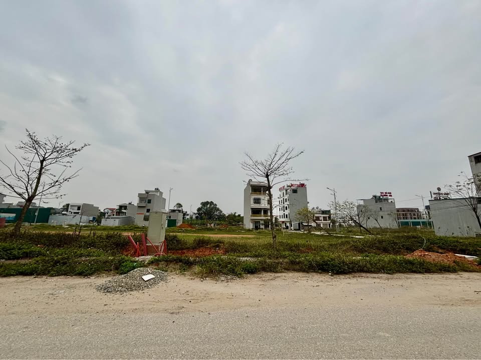 Đất nền Hán Lữ 100m² - Kinh doanh đắc địa, giá 3.3 tỷ