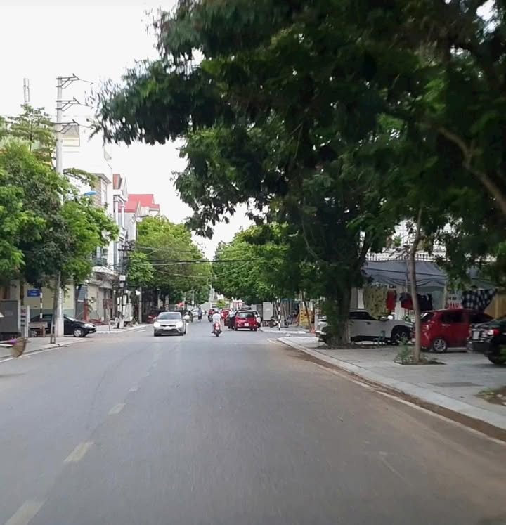 Nhà Phố Nguyễn Văn Linh Vĩnh Yên 91.5m² - Mặt tiền kinh doanh đắc địa!