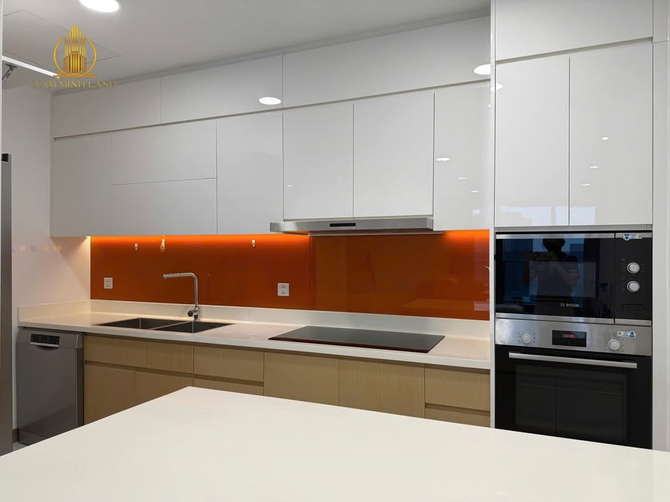 Cho thuê căn hộ Sunwah Pearl 2PN, view Sông Sài Gòn & Quận 1