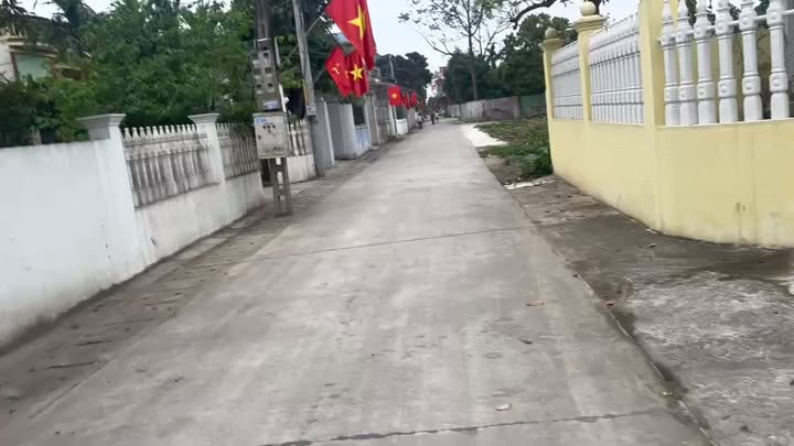 Nhà 2 Tầng Thiện Phiến, Hưng Yên - 213m² MT Hơn 5m, Sổ Hồng Sẵn Sàng