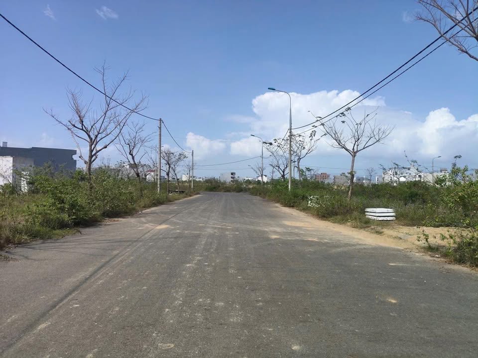 Đất nền Mặt tiền Tô Hoài Hòa Xuân 100m² - Sổ đỏ sẵn sàng giao dịch