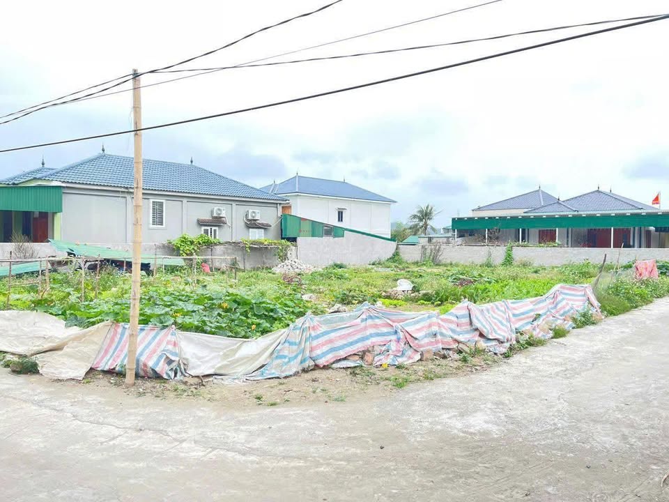 Đất nền Nghi Quang Cửa Lò 100m² - 2 mặt tiền, sổ đỏ chính chủ!