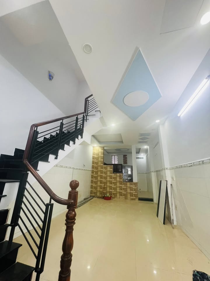 Nhà riêng Lý Thánh Tông Tân Phú 64m² - Sẵn sàng ở ngay!