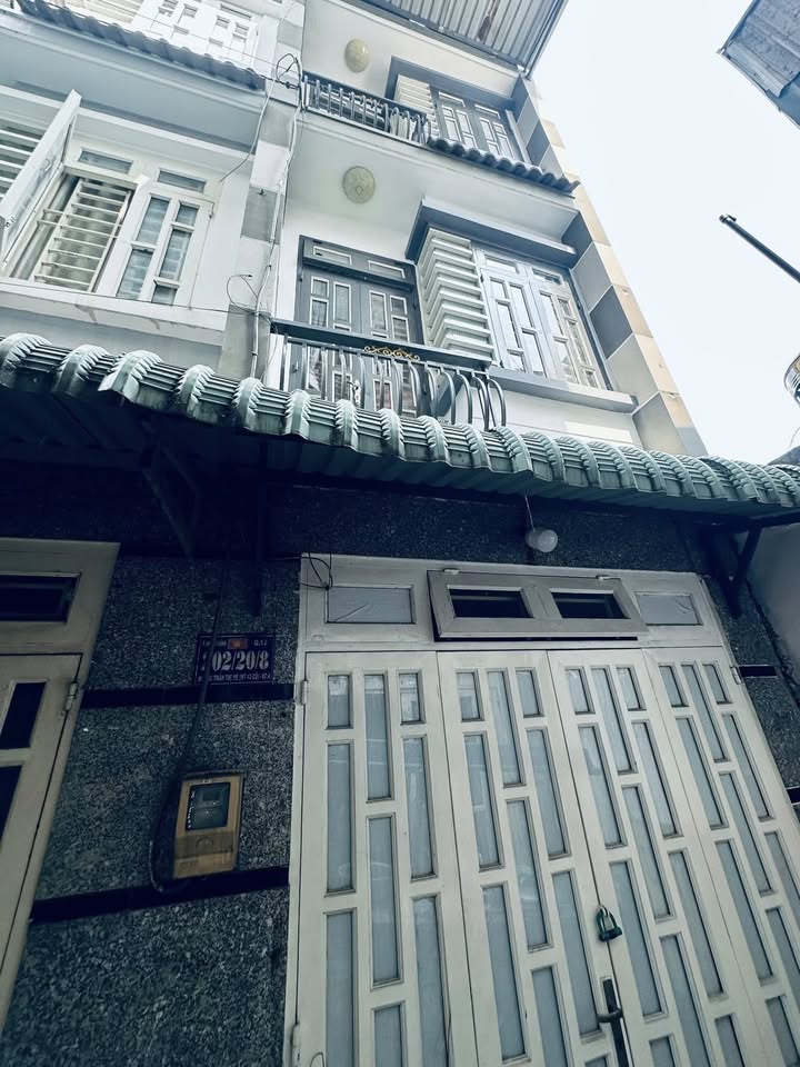 Nhà 2 Lầu 28m² Trần Thị Hè, Q12 - 1.77 Tỷ, Sổ Hồng Chính Chủ