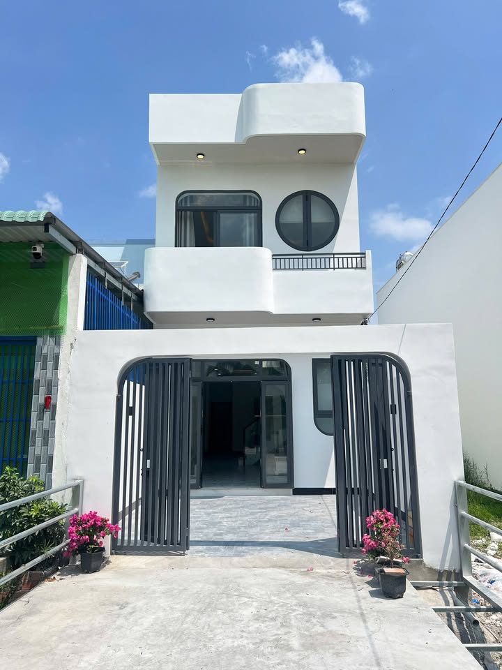 Nhà Mặt Tiền Bà Tư Gạo Mỹ Tho 99m² - 3PN Full Nội Thất, Giá 1.98 Tỷ