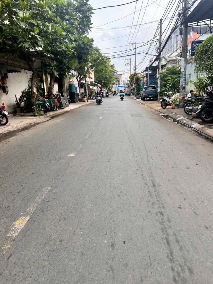 Nhà 4 Tầng Hương Lộ 2 Bình Tân - 4PN, Hẻm 6m - 6.88 Tỷ