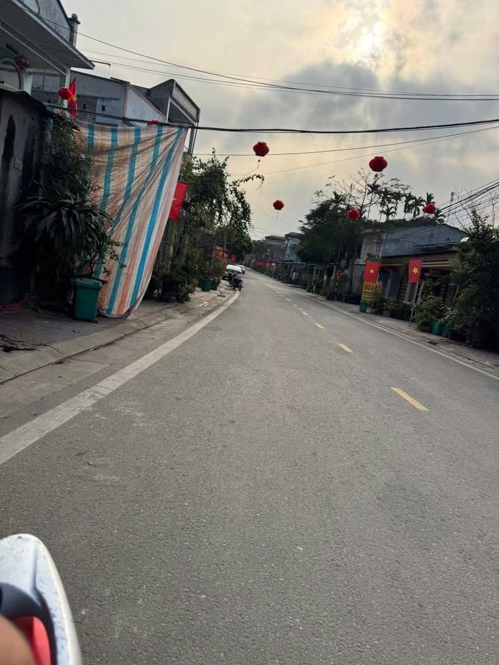 Đất nền Tuyên Quang 92m² - Đường to ô tô, sổ đỏ sẵn sàng!