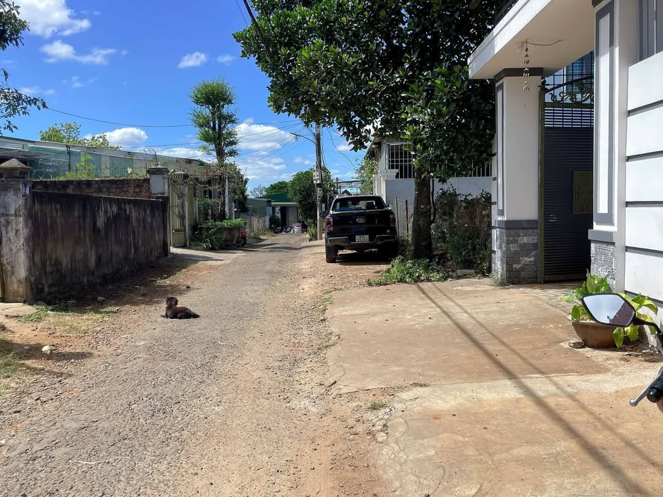 Đất nền Pleiku 130m² - Sổ đỏ chính chủ, hẻm ô tô thông thoáng!