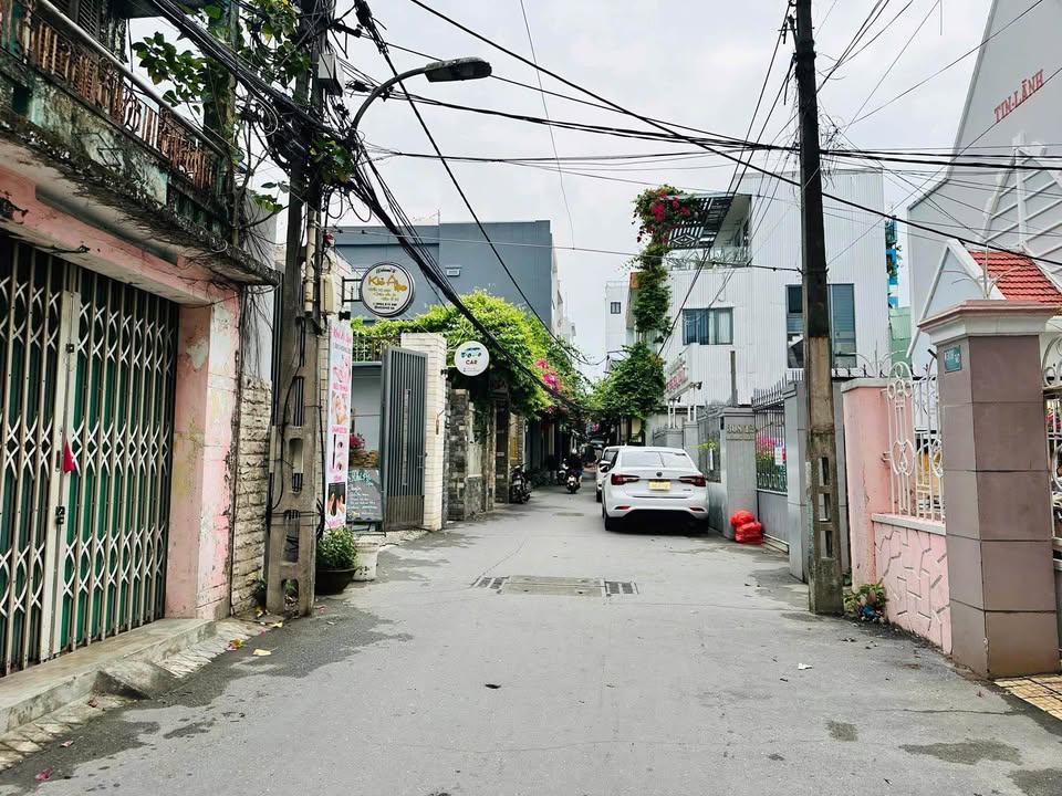 Nhà 36m² Hoàng Diệu, Đà Nẵng - Giá 2 Tỷ, Ô Tô Vào Tận Nơi