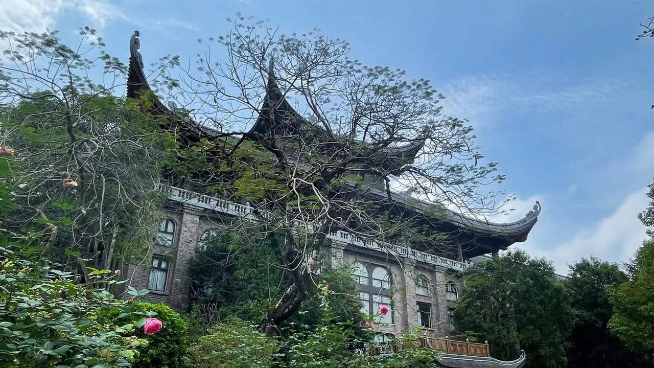 Bán Căn Hộ Vinhomes Central Park 89m² - Sổ Hồng Sẵn Sàng - Giá 11.8 Tỷ