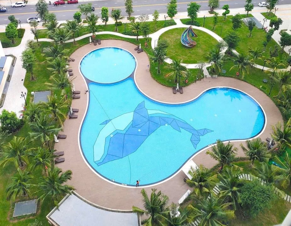 Bán Gấp Căn Hộ 2PN Vinhomes Central Park 69m² - Sổ Hồng, Giá 3.6 Tỷ