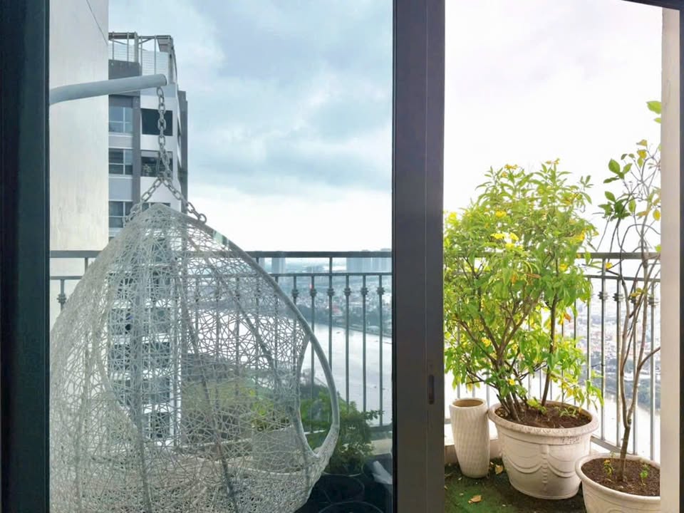 Căn hộ Central 1 VCP 154m² - View sông tuyệt đẹp, giá 58 triệu!