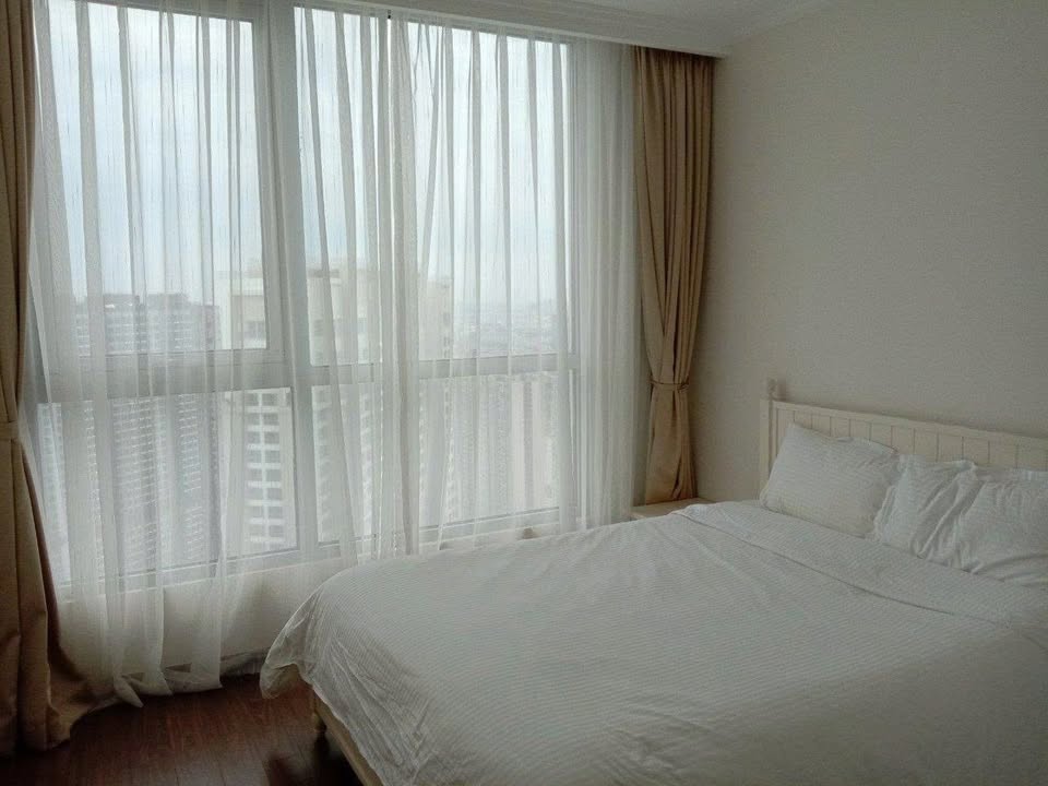 Căn hộ Vinhomes Central Park Bình Thạnh 17 triệu - View đẹp sẵn ở