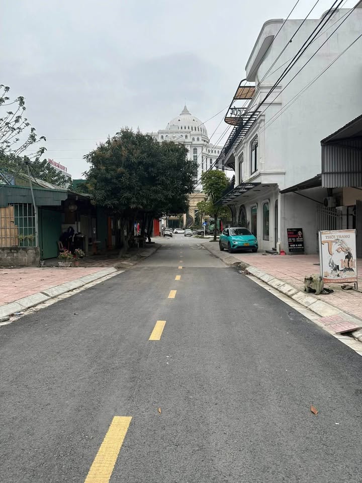 Đất nền Đồng Văn Xanh Duy Tiên 90m² - Xây dựng tự do 7 tầng!