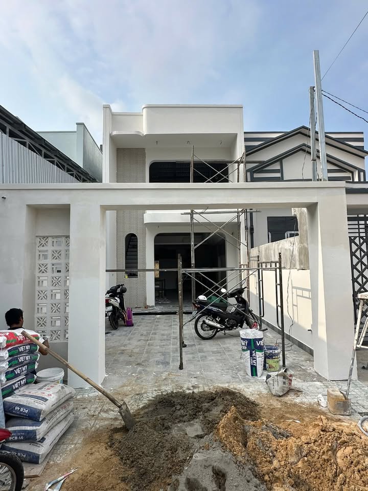 Nhà Phố Tân Định Bến Cát 135m² - Mặt tiền kinh doanh đắc địa!