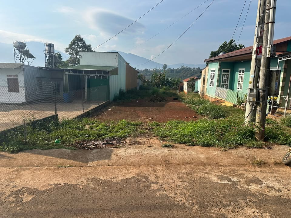 Đất nền Đinh Lạc, Di Linh 950m² chỉ 1 tỷ - Sổ đỏ chính chủ!