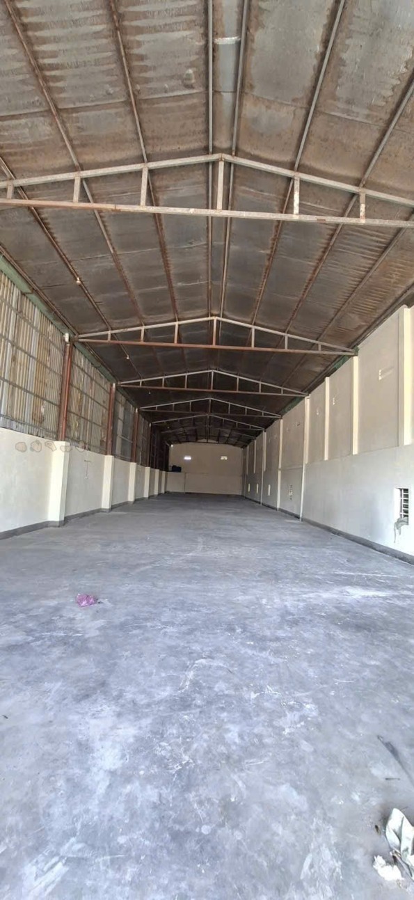 Kho/Xưởng Hóc Môn 450m² giá 25 triệu/tháng – Container thoải mái!