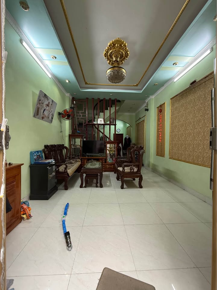 Nhà 58m² Trần Huy Liệu, Nam Định - 3 Tầng, Sổ Chính Chủ, Giá 2.3 Tỷ