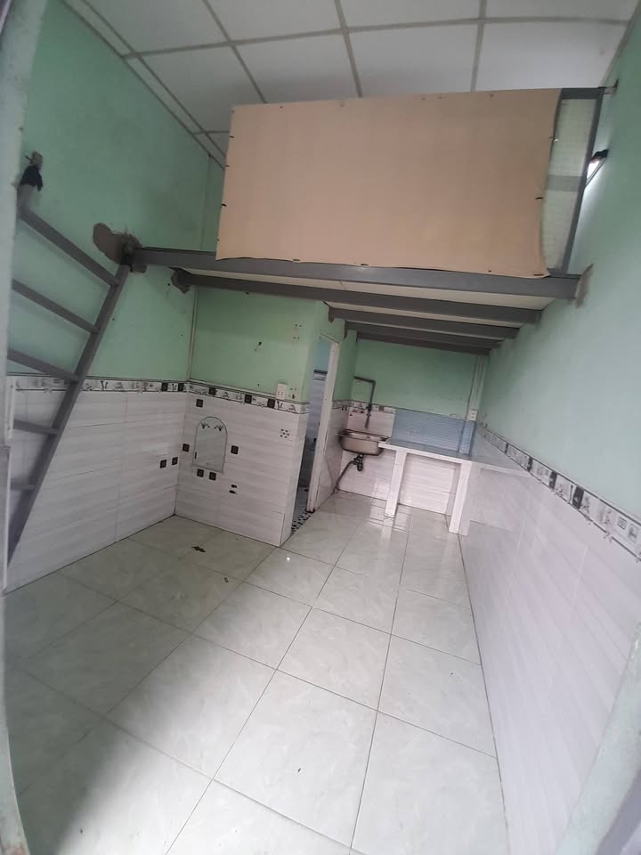 Cho thuê phòng trọ Hóc Môn 15m² - Sẵn sàng dọn vào ở ngay!