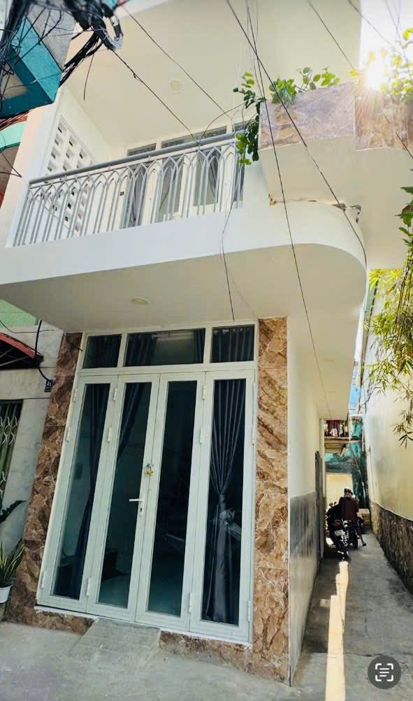 Nhà Hẻm Quận 6 Bình Tiên 21m² 8 triệu - Ô tô vào tận nhà!