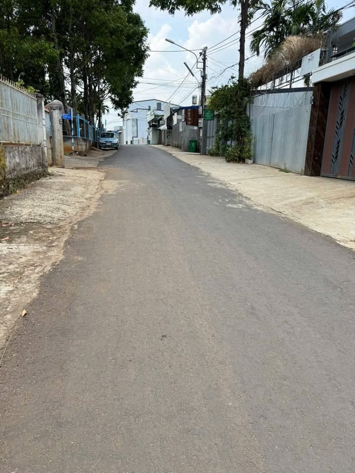 Đất Mặt Tiền Lương Thế Vinh, BMT - 124m² - Giá 3.85 Tỷ - Sổ Đỏ Sẵn