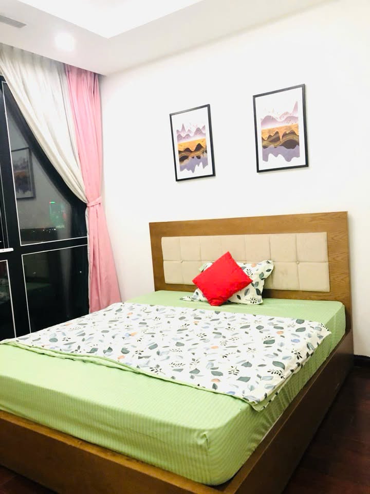 Cho thuê căn hộ Royal City 88m² 2PN - Full nội thất, sẵn sàng ở ngay!