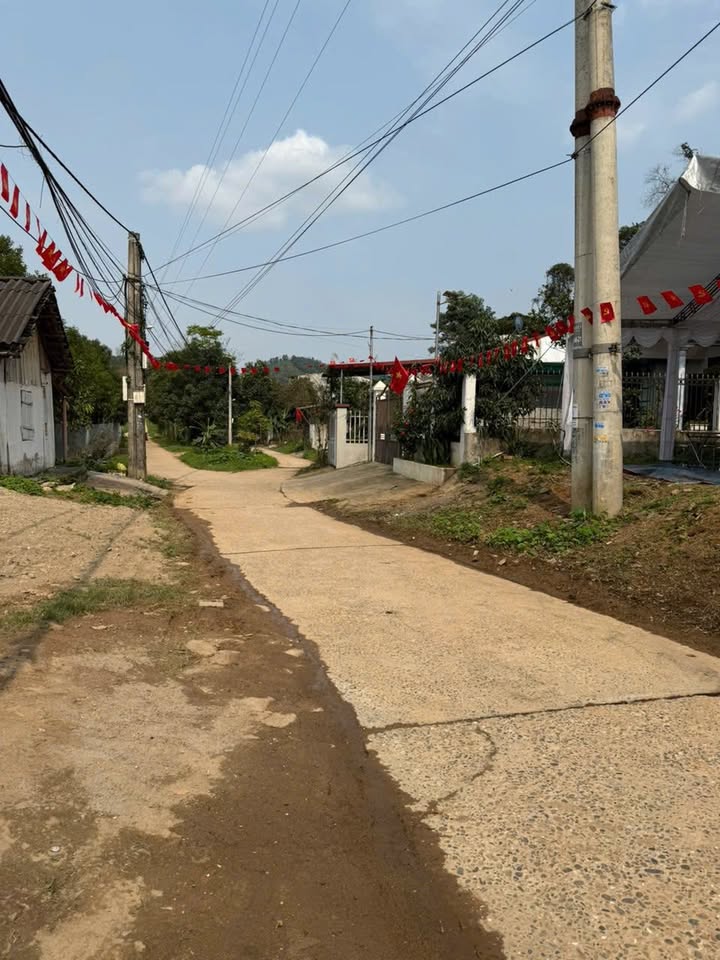 Bán Đất Vàng Yên Bái 200m² - Gần Cao Đẳng Nghề, Ngay Âu Cơ