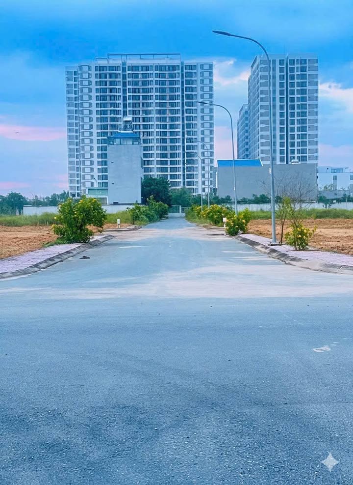 Đất Nền Centana Thủ Đức 85m² - Sổ Hồng Sẵn Sàng - Giá 5.3 Tỷ