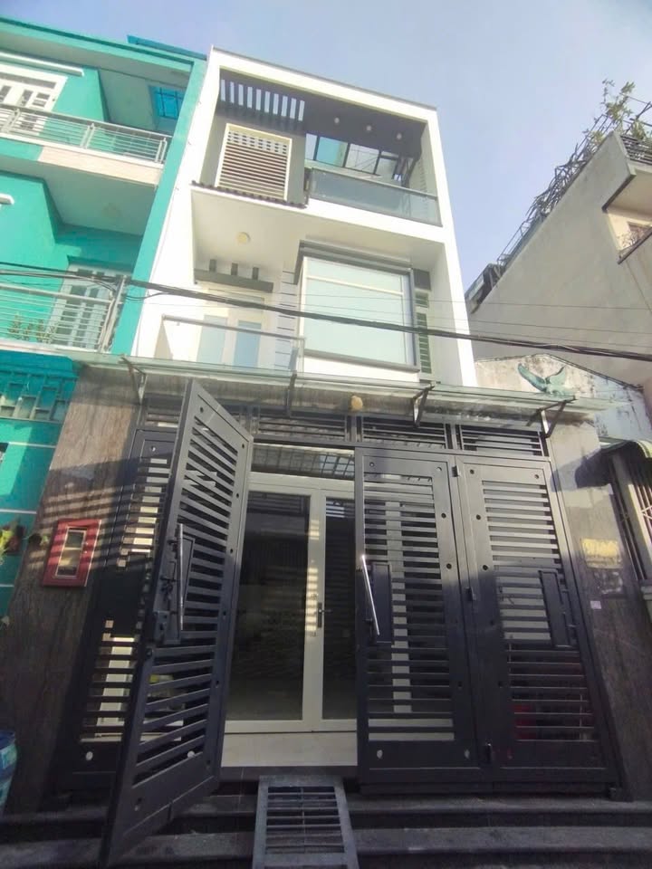 Nhà riêng Đường số 8 Linh Xuân 180m² - Sẵn sàng ở ngay!