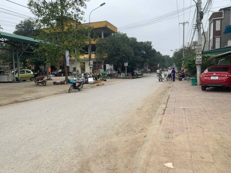 Đất Mặt Tiền Nông Tiến, Tuyên Quang - 247m² Kinh Doanh Sầm Uất