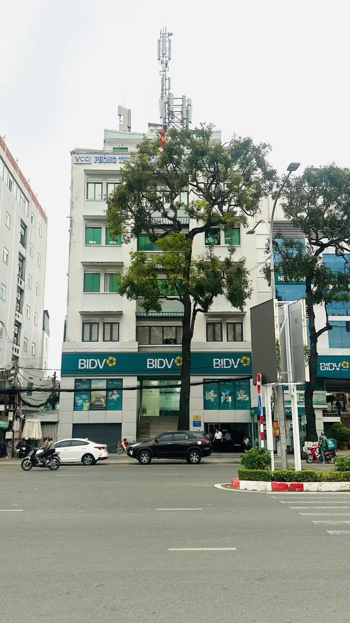 Văn Phòng Trung Tâm Cần Thơ - Đại Lộ Hòa Bình, Giá Chỉ 4-6 Triệu/Tháng