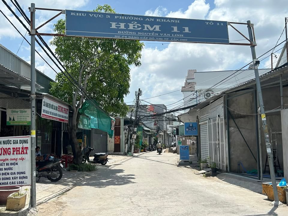 Nhà Phố Cần Thơ 46m² Hẻm Ô Tô - Sổ Hồng Riêng Giá 1.8 Tỷ