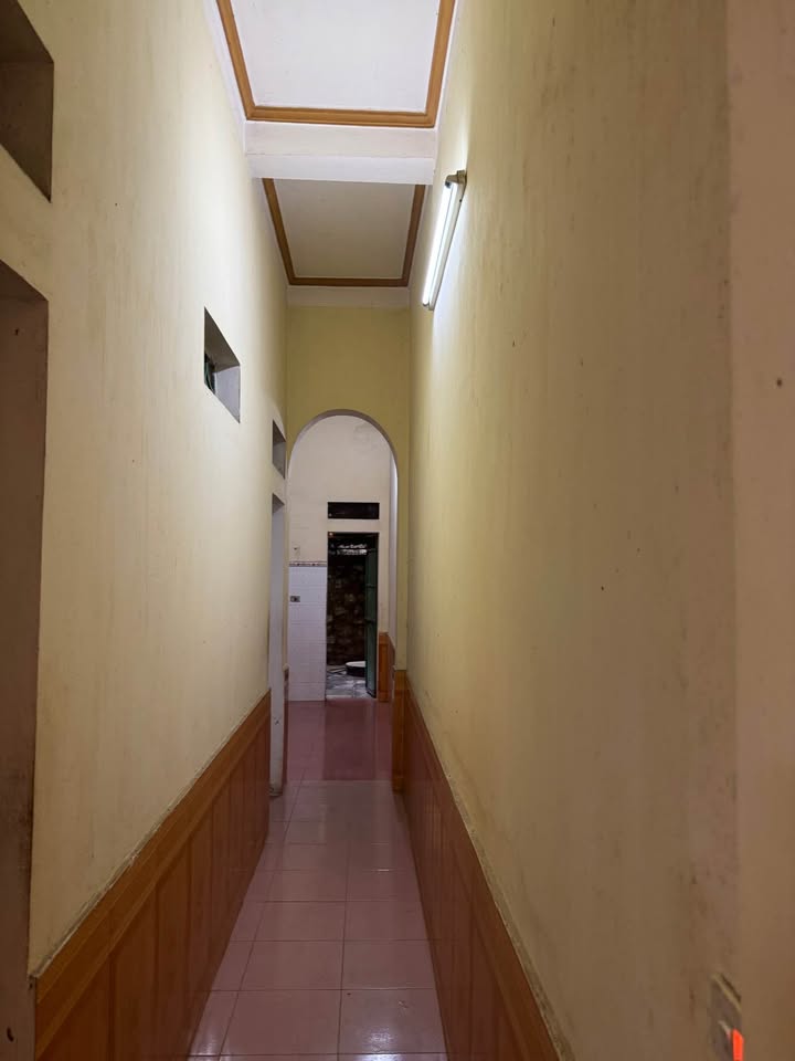 Nhà riêng 2 tầng mặt đường Quang Trung Lào Cai 88m² - Vị trí đẹp kinh doanh!